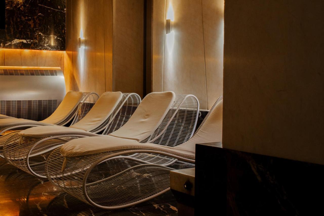 Hotel Monopol วรอตซวาฟ ภายนอก รูปภาพ The spa at The Landmark