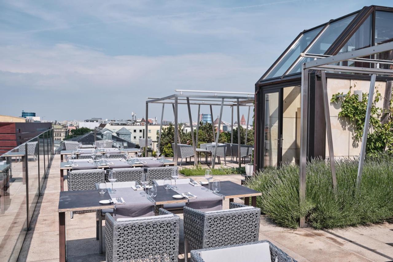 Hotel Monopol วรอตซวาฟ ภายนอก รูปภาพ Rooftop terrace