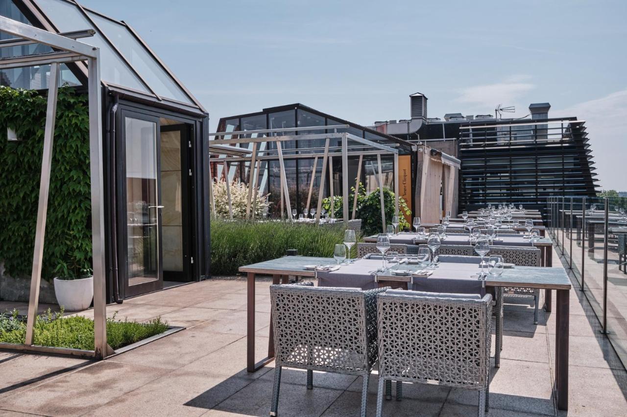 Hotel Monopol วรอตซวาฟ ภายนอก รูปภาพ The rooftop terrace
